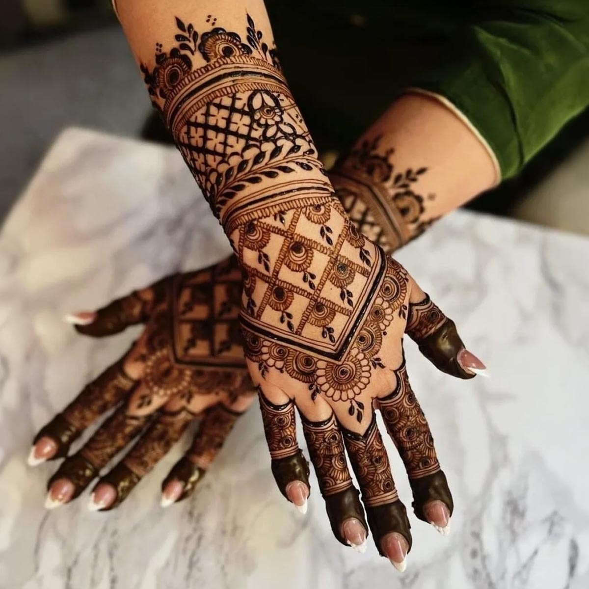 Karwa Chauth Mehndi Designs 2026 (PHOTO:ITG)