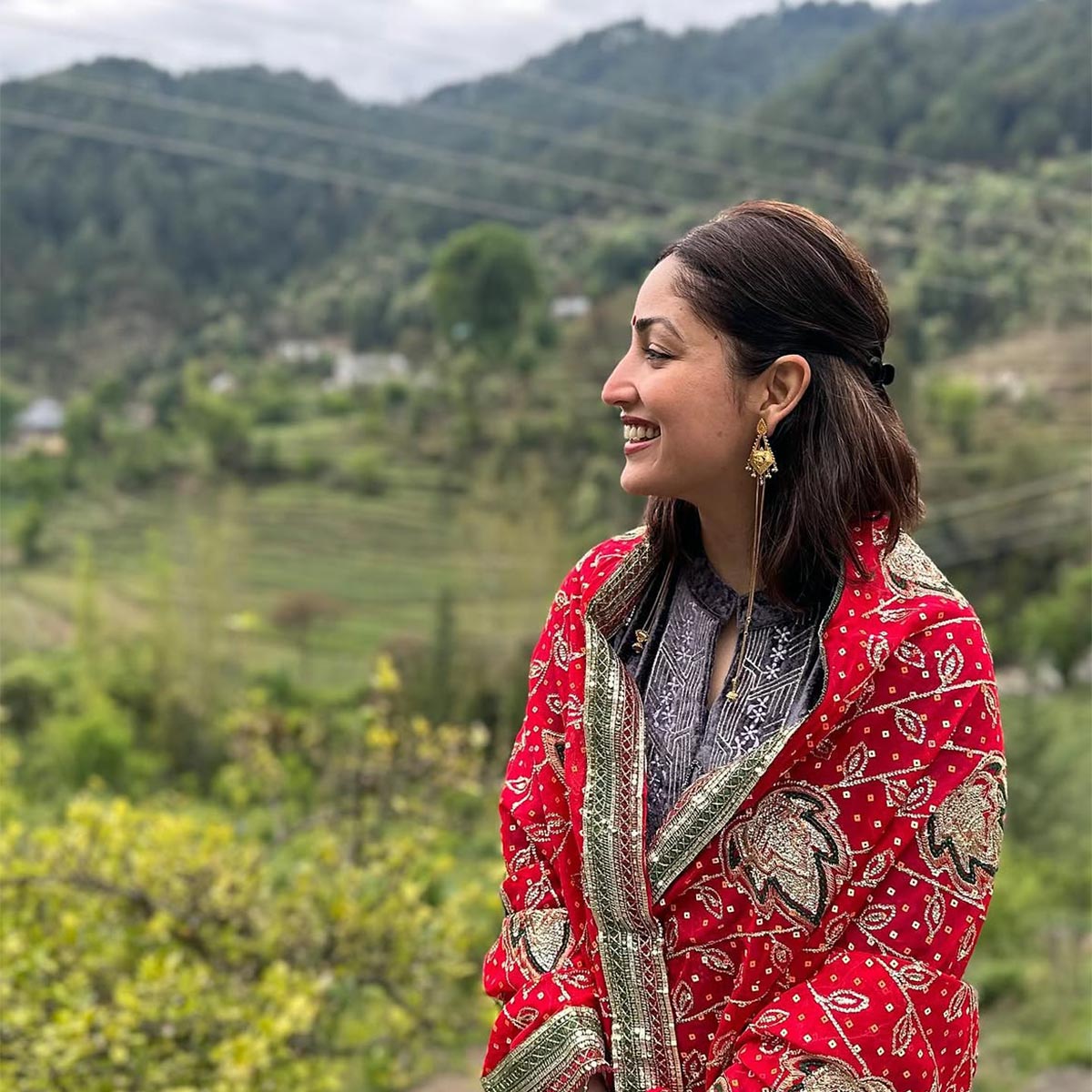 yami gautam aditya dhar moved himachal Pradesh home