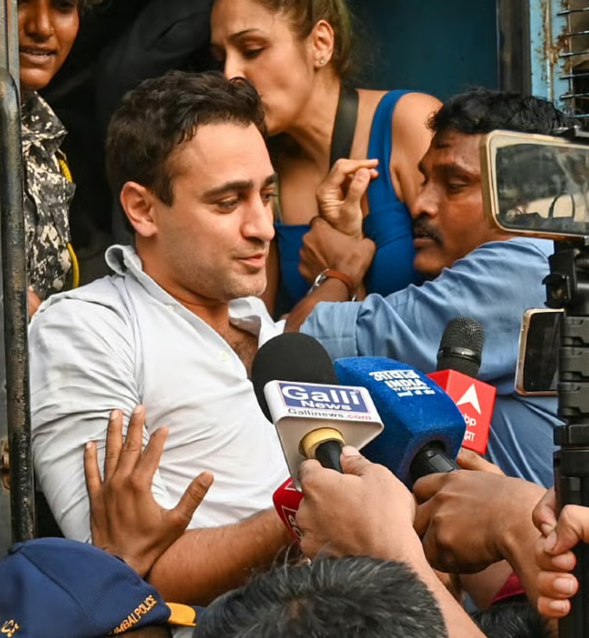 zayn marie khan Mumbai protest