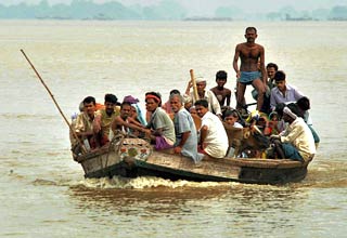 बिहार बाढ़ पीड़ित