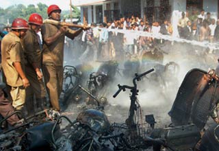 असम में श्रृंखलाबद्ध धमाके