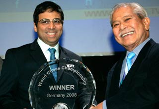 विश्‍वनाथन आनंद