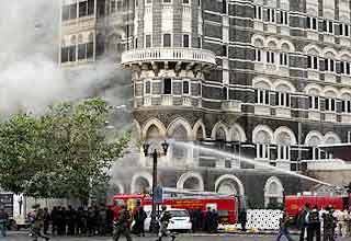 हमले से तबाह हुआ ताज