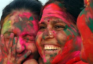 होली के रंग