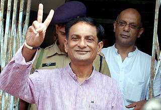 बिनायक सेन की रिहाई के आदेश का स्वागत - binayak sens release order welcomed - AajTak