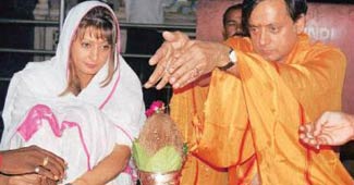 Shashi Tharoor and Sunanda Pushkar