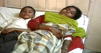 चाट खाकर बीमार पड़े लोग