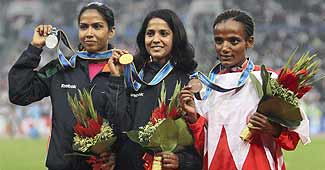 प्रीजा श्रीधरन और कविता राउत