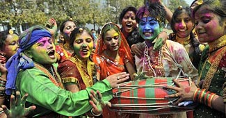 होली की मस्‍ती