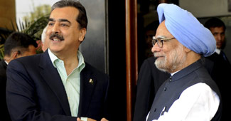 मनमोहन सिंह-यूसुफ रजा गिलानी