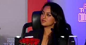 सोनाक्षी सिन्‍हा