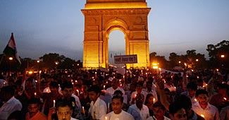 अन्ना को देशभर से समर्थन