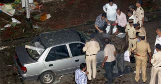 मुंबई ब्लास्ट की तस्वीर