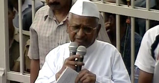 तिहाड़ से बाहर आए अन्‍ना