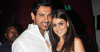 जॉन अब्राहम-जेनेलिया डिसूजा