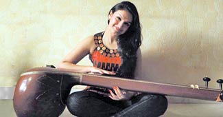 आकृति कक्कड़