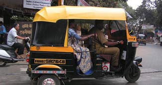 मुंबई में ऑटो हड़ताल