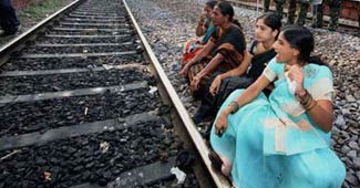 तेलंगाना में रेल रोको आंदोलन