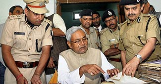 नीतीश कुमार