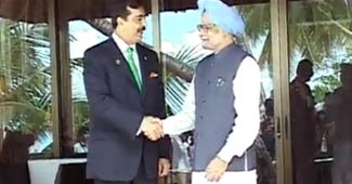 यूसुफ रजा गिलानी, मनमोहन सिंह