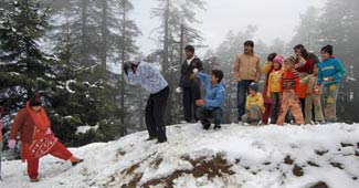 ठंड में मूड रहे खुशनुमा