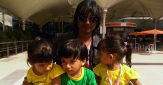 शीरीष कुंदर