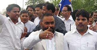 छठे चरण के लिए थमा प्रचार