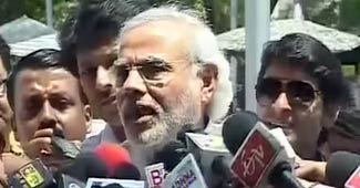 नरेंद्र मोदी