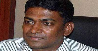 एलेक्स पॉल मेनन