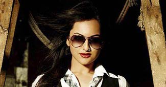 सोनाक्षी सिन्हा