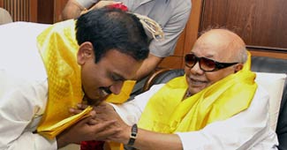 एम करुणानिधि और ए राजा