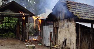 असम में हिंसा