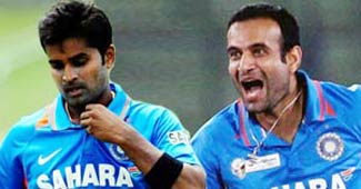 इरफान पठान और आर विनय कुमार