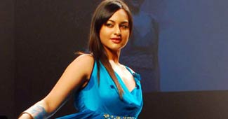 सोनाक्षी सिन्हा