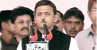 अखिलेश यादव