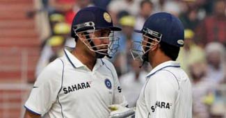 महेंद्र सिंह धोनी और वीवीएस लक्ष्मण