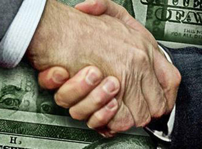 हाथ मिलाना