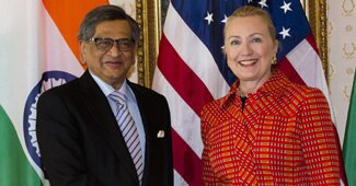 हिलेरी क्लिंटन और एसएम कृष्णा