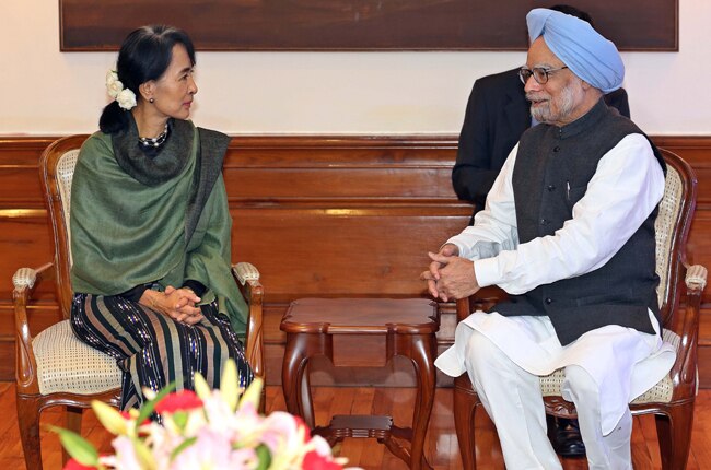 मनमोहन सिंह और आंग सान सू की