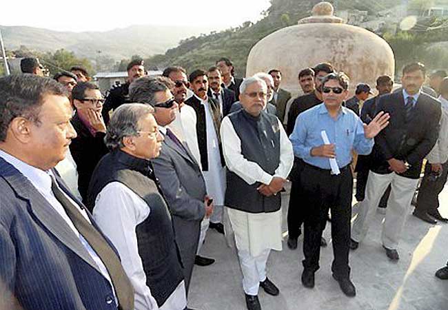 नीतीश कुमार