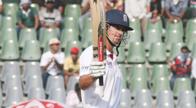 एलियेस्टर कुक