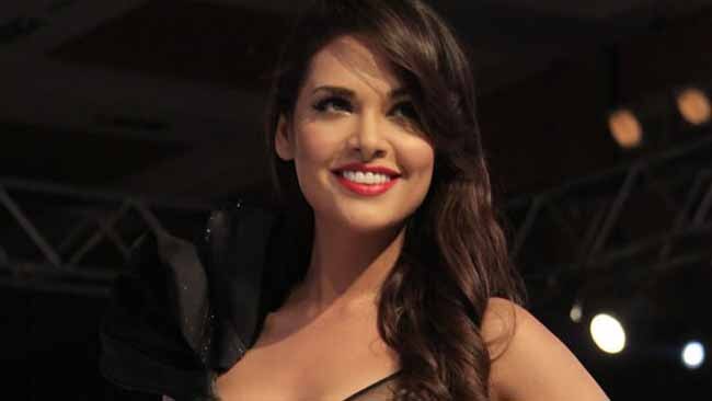 इशा गुप्ता