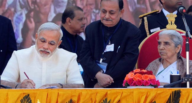 नरेंद्र मोदी