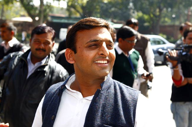 अखिलेश यादव