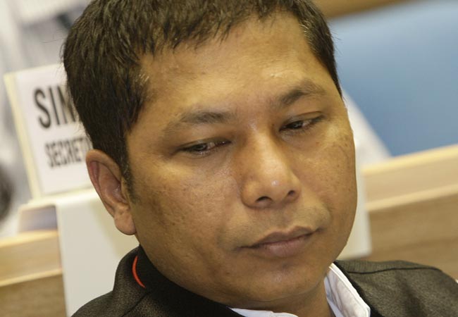 मुकुल संगमा