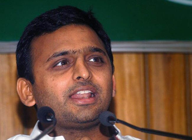 अखिलेश यादव