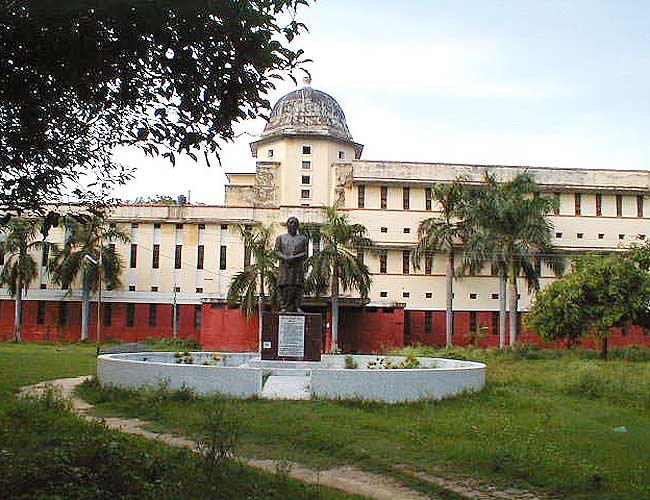 इलाहाबाद विश्वविद्यालय