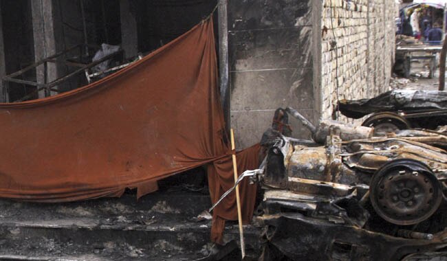 पाक में ब्लास्ट