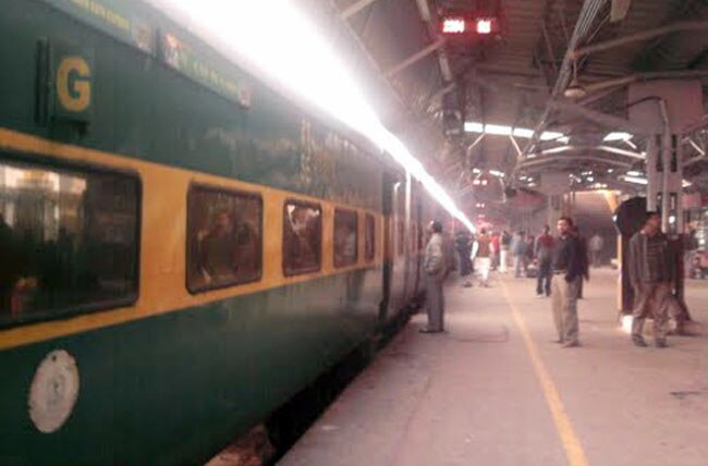 24 ट्रेनों के फेरे बढ़े