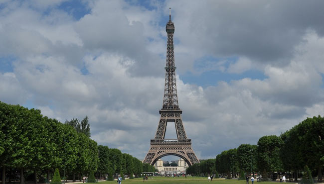 एफिल टावर
